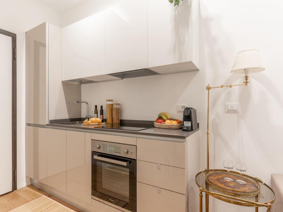 The Best Rent - Gorgeous One-Bedroom Apartment In Ticinese Milán Exteriér fotografie