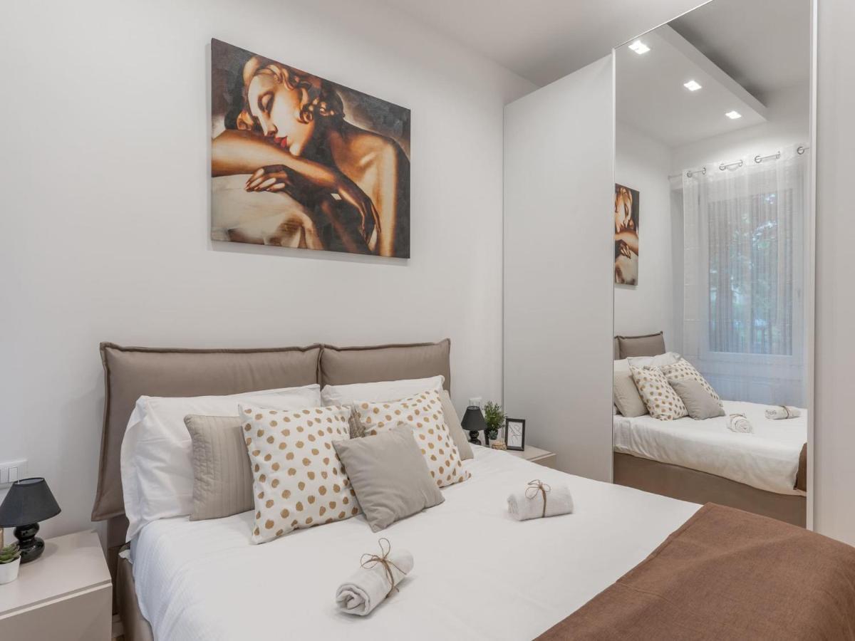 The Best Rent - Gorgeous One-Bedroom Apartment In Ticinese Milán Exteriér fotografie